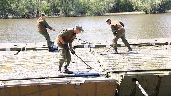 Устранение паводка силами военнослужащих РФ