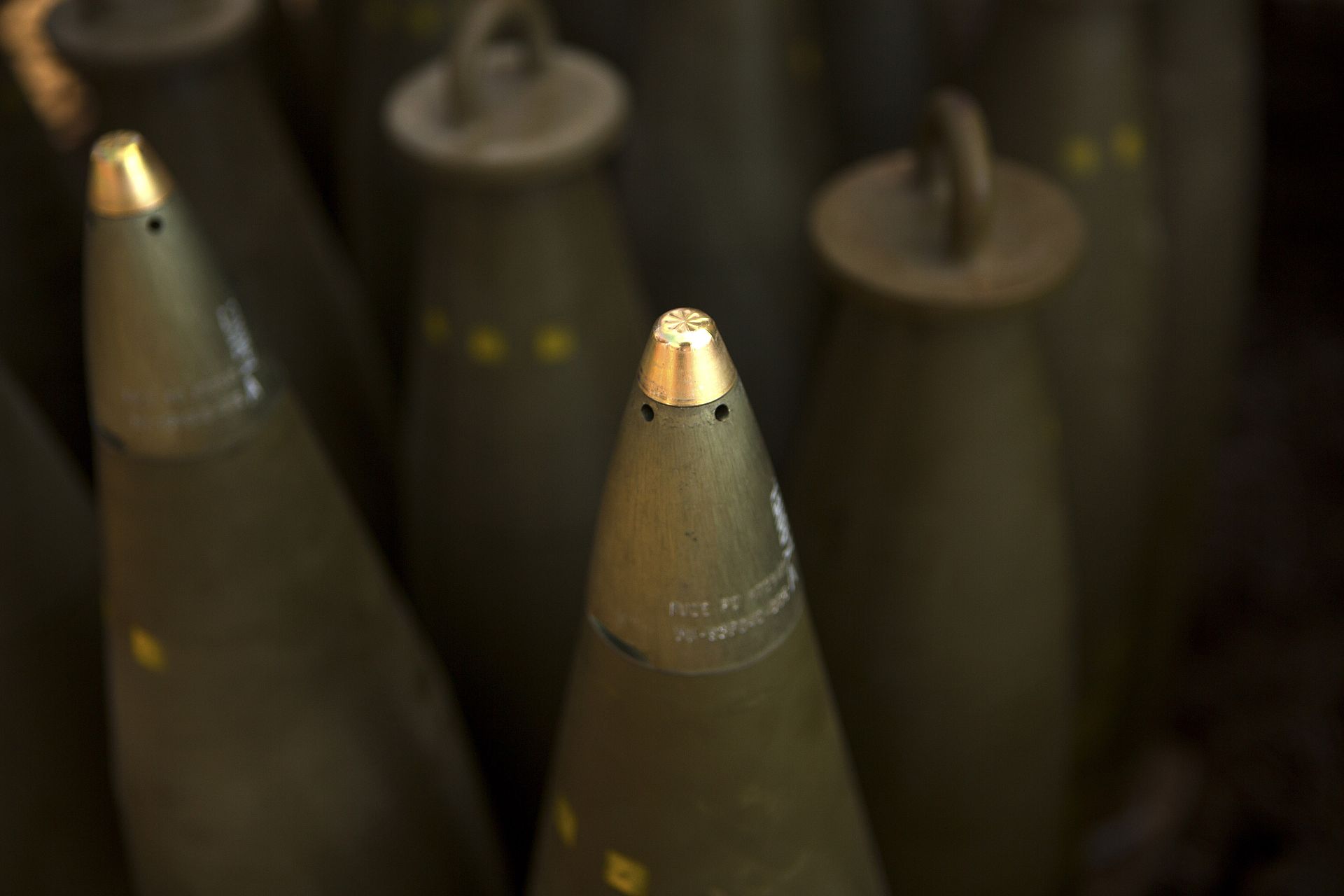 155-мм натовский снаряд