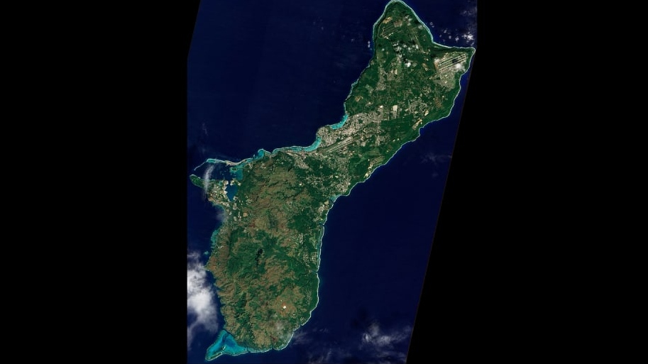 Остров Гуам снимок со спутника