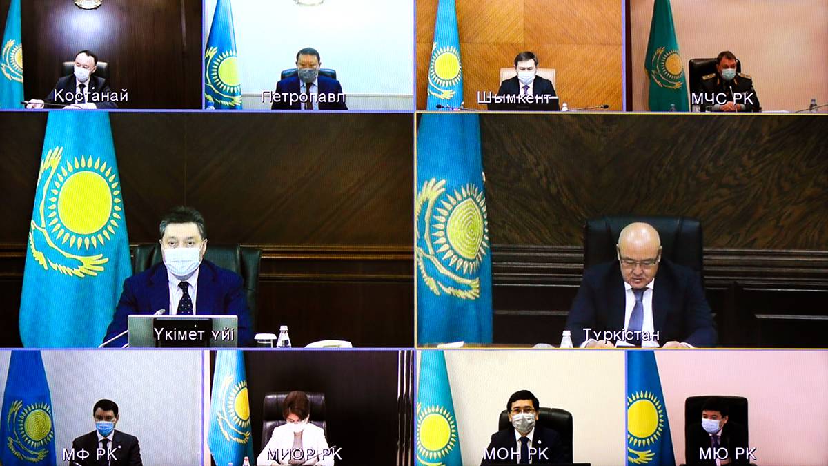 Заседание правительства по вопросу развития Туркестана