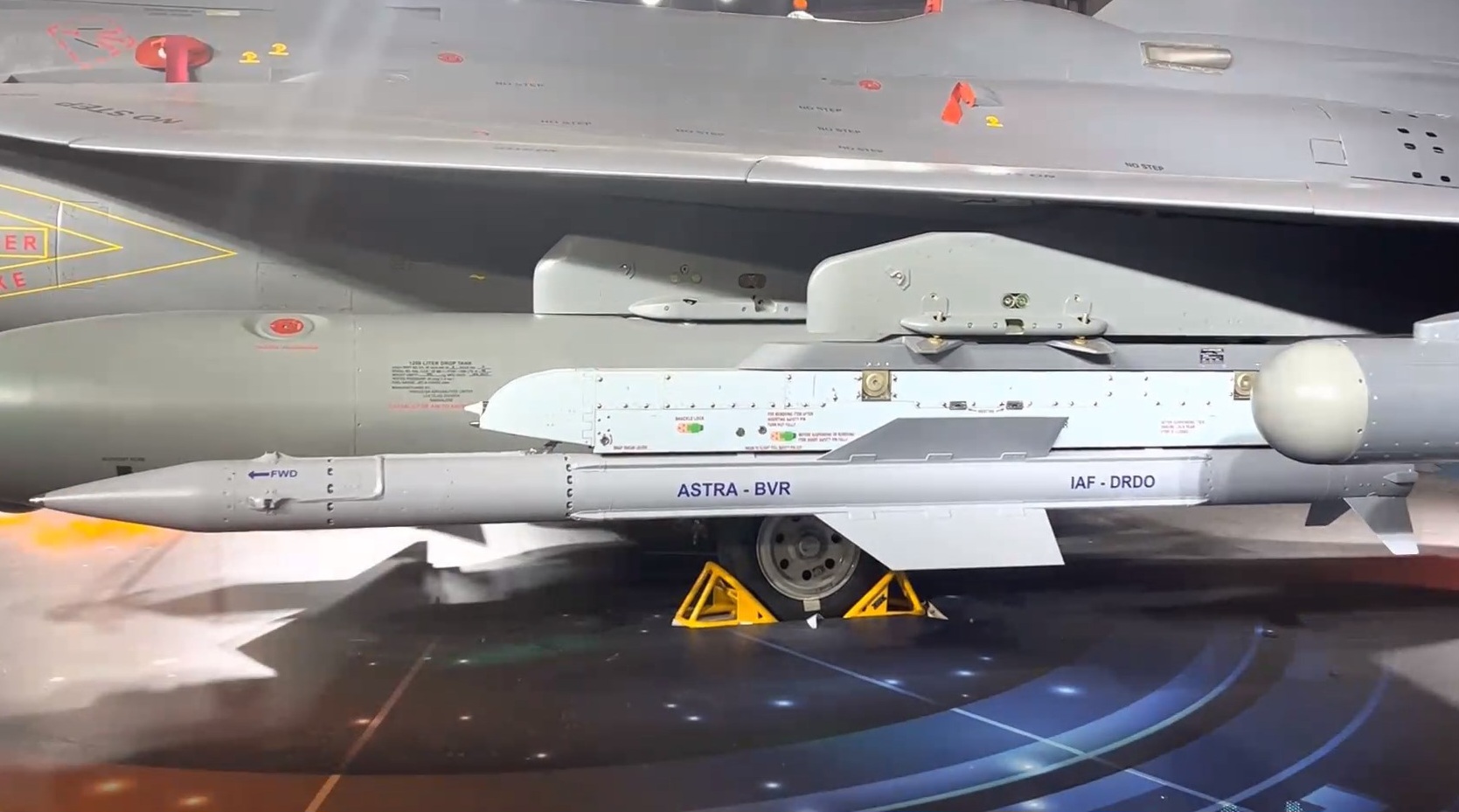 Ракета Astra — BVR