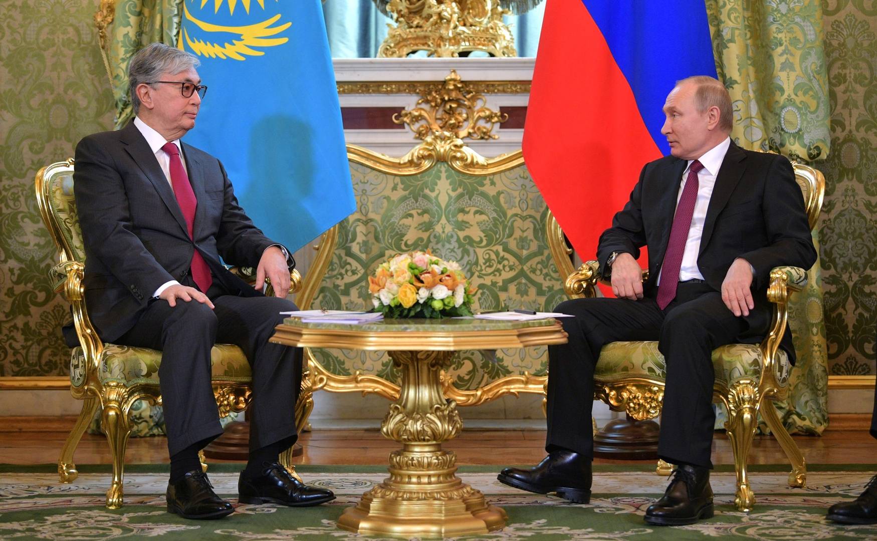Президент Российской Федерации Владимир Путин с Президентом Республики Казахстан Касым-Жомартом Токаевым
