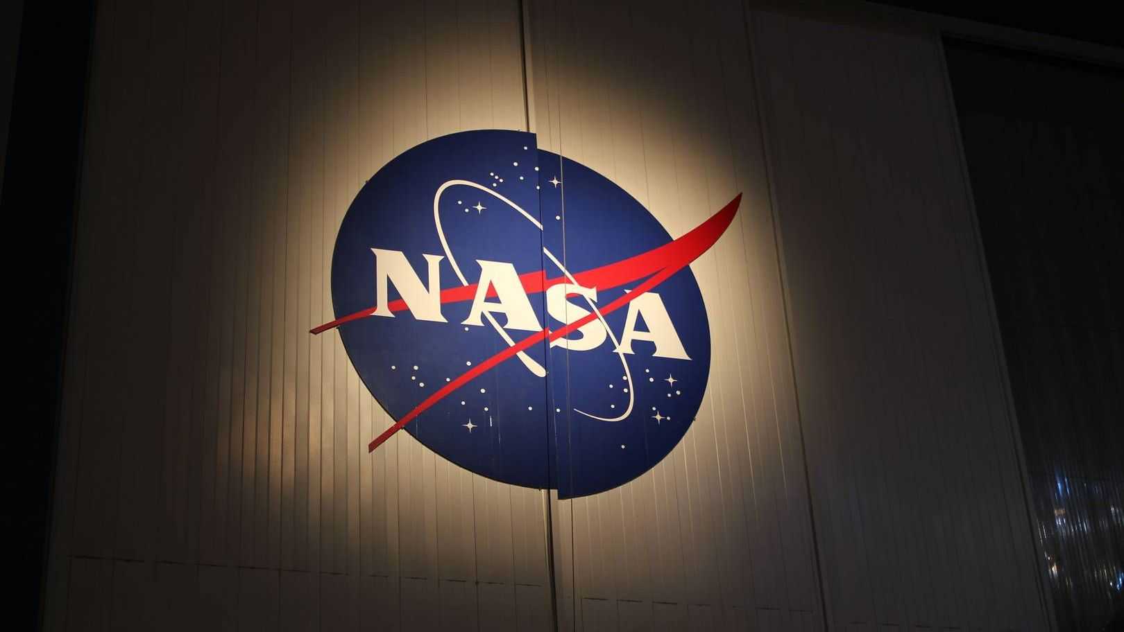 Эмблема NASA