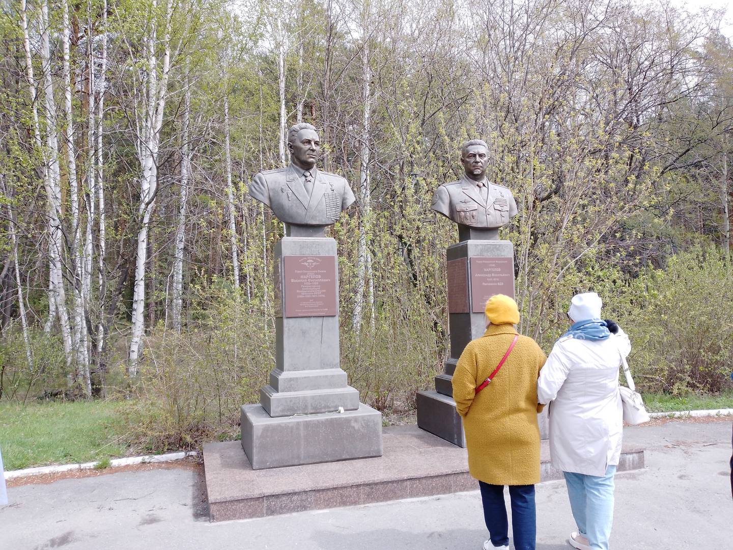 Памятник Герою Советского Союза В.Ф.Маргелову