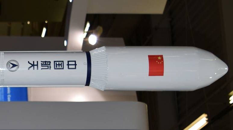Фрагмент макета ракеты Long March 7