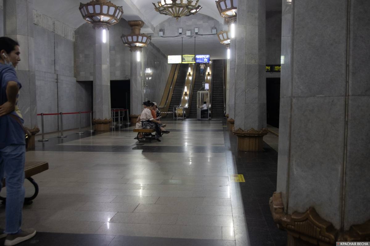 Станция метро Юнус Ражабий в Ташкенте