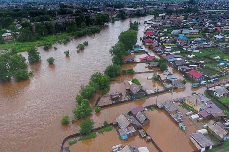 Аномалия, стремящаяся к постоянству