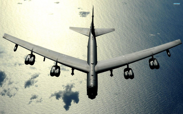 Бомбардировщик США B-52H