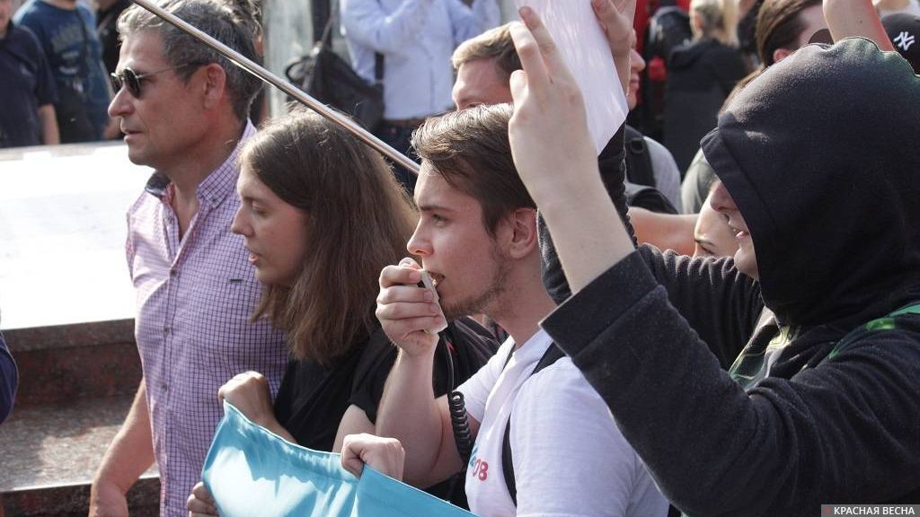 Митинг Навального против пенсионной реформы. Петербург