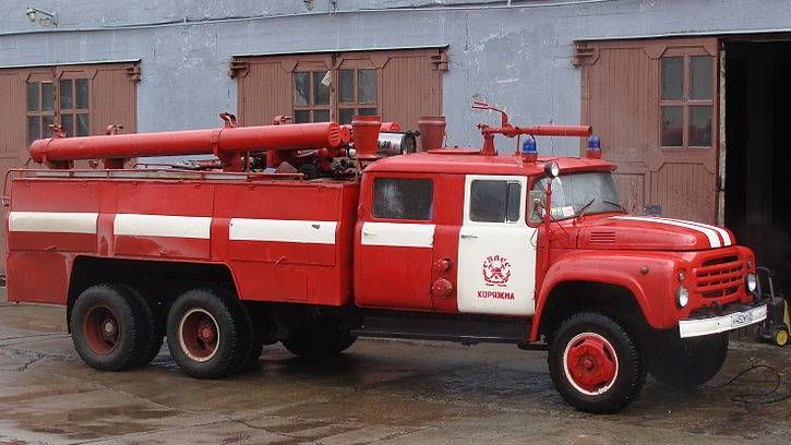 Пожарный автомобиль