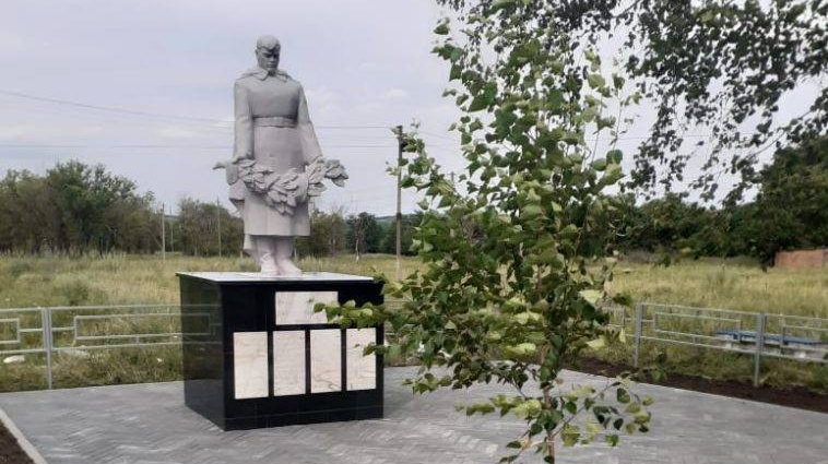 Братская могила бойцов Великой Отечественной войны