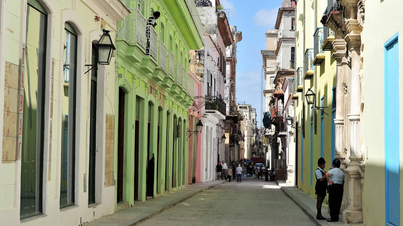 Улица в центре Старой Гаваны. Куба
