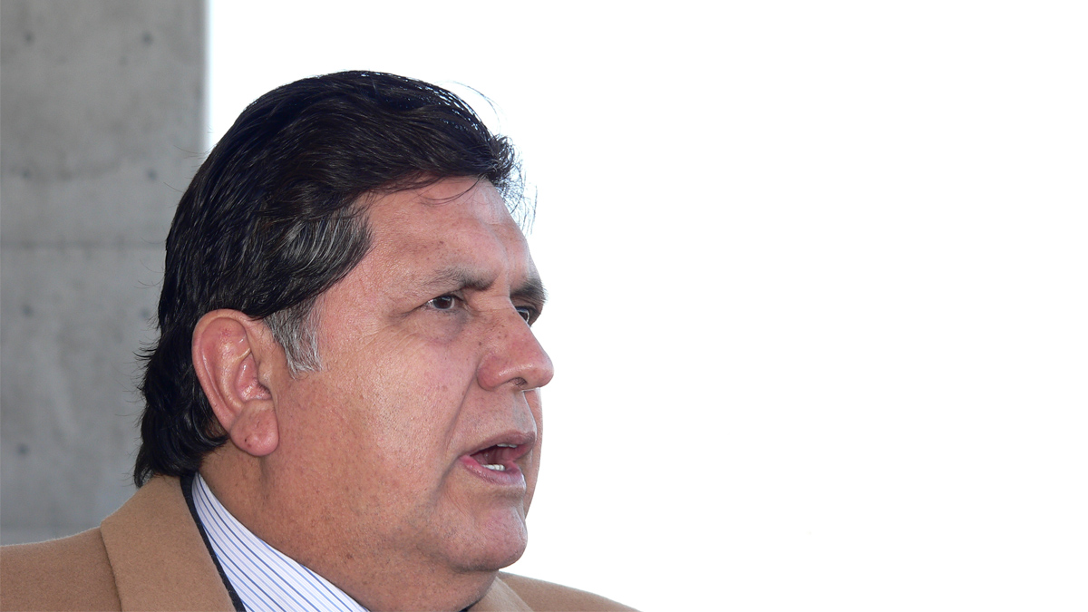 В Перу проверят телефоны, изъятые у покойного экс-президента Гарсии