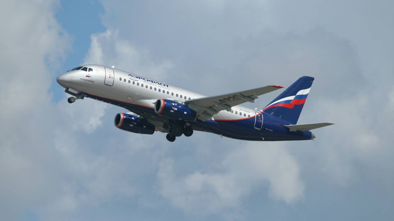 Superjet 100