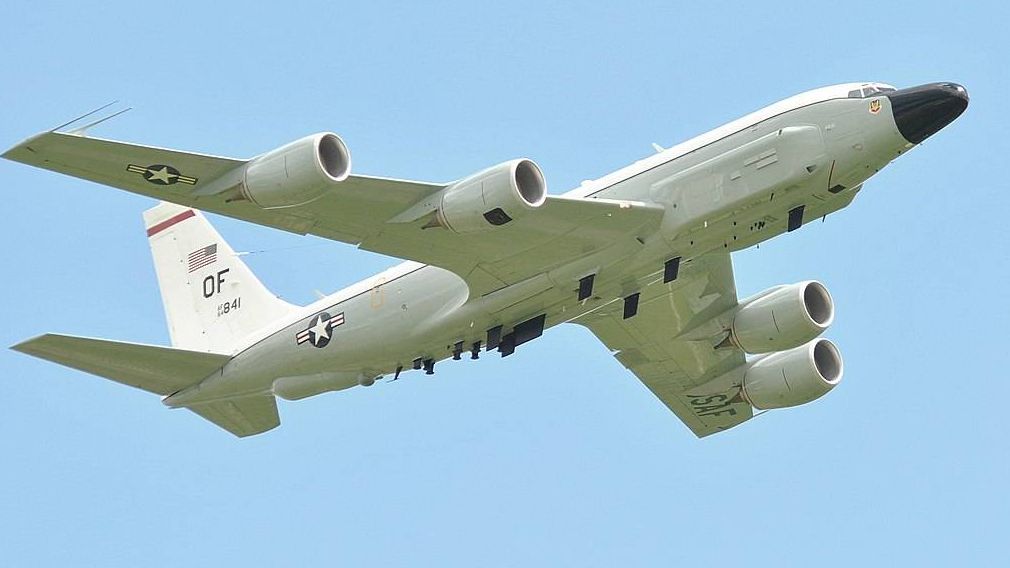 RC-135W Rivet Joint