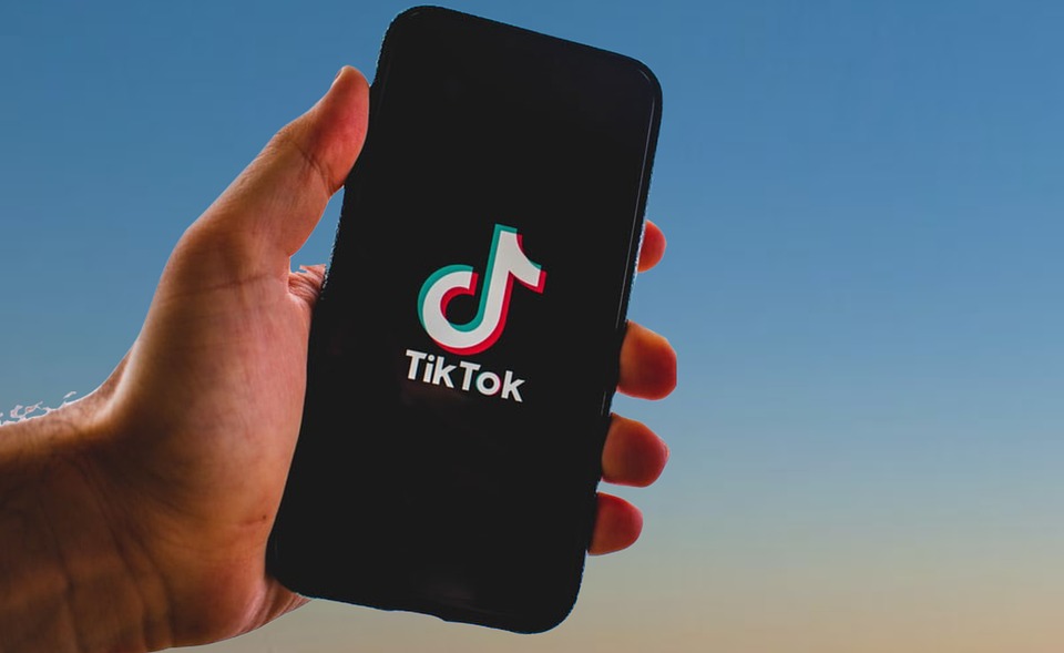 Смартфон-TikTok