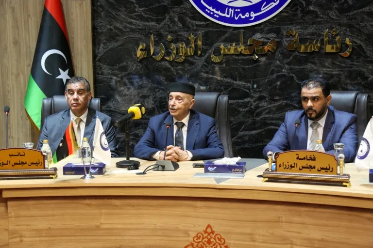 Спикер Палаты представителей Ливии Агила Салех на встрече с представителями города Зинтан