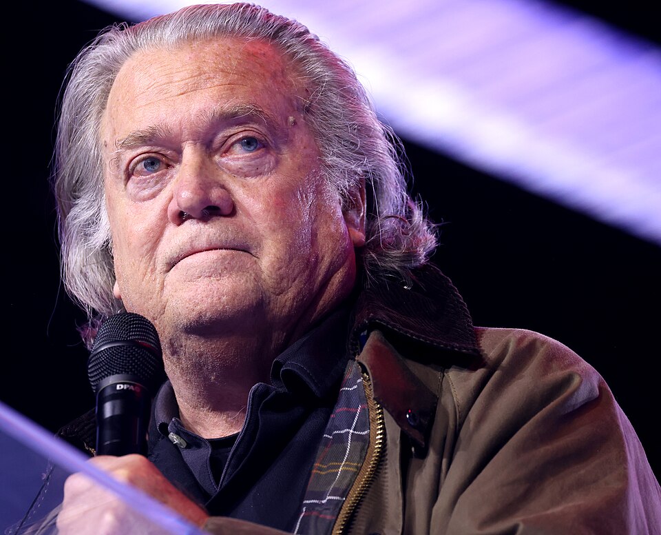 Стив Бэннон