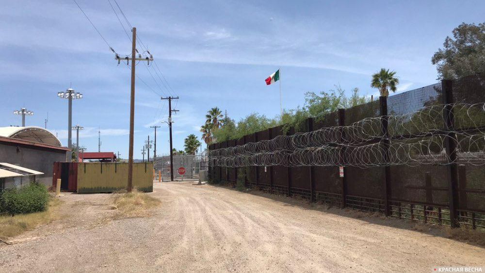 Стена на границе США и Мексики