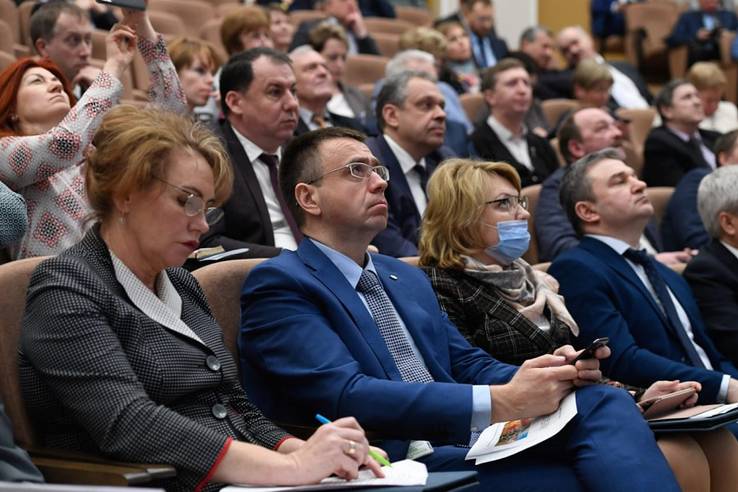 Ленинградские аграрии поддержат посевную на Донбассе