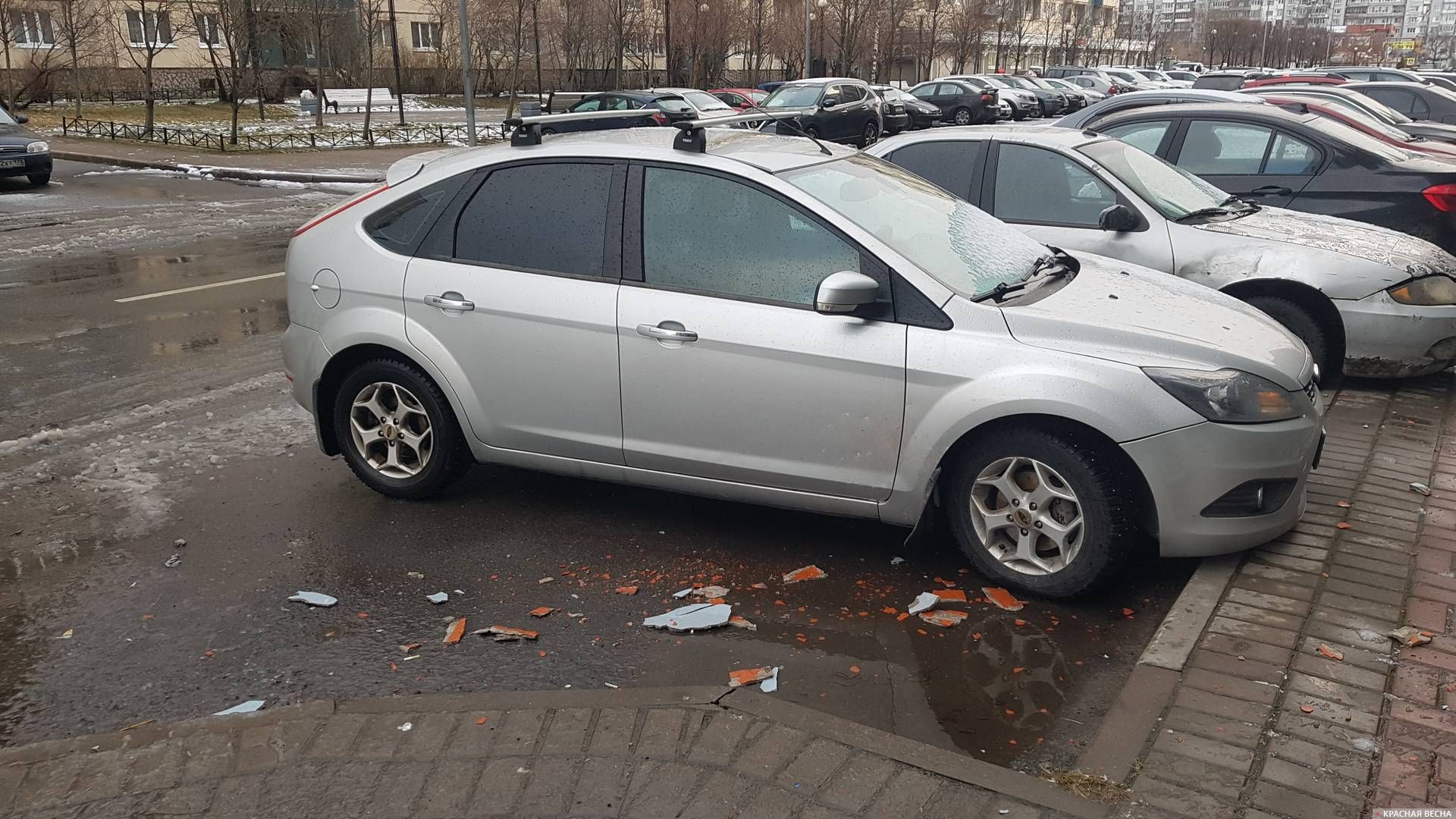 Отвалившаяся штукатурка - ЖК 