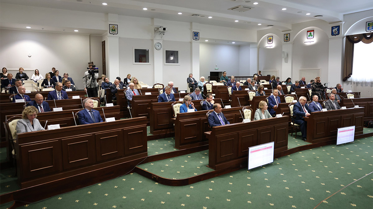 Заседание Законодательного собрания Калининградской области. 22•мая•2025•года