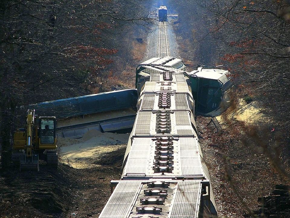 Авария на железной дороге
