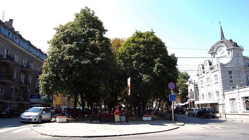 Улица Петровская, вид на пер. Украинский, Таганрог