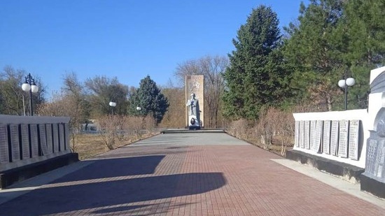 Мемориальный комплекс погибшим героям гражданской и Великой Отечественной войны