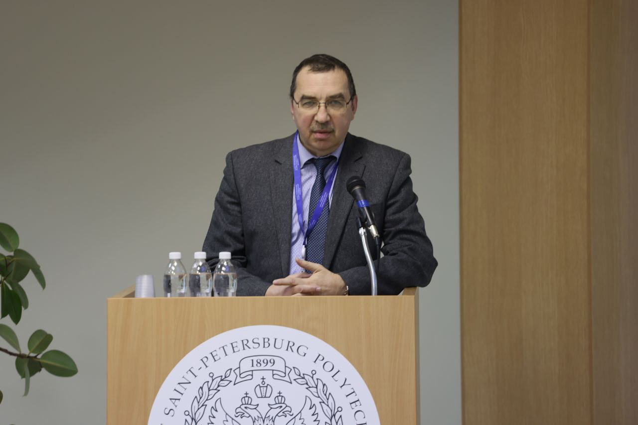 Проректор Санкт-Петербургского медико-социального института Виктор Шумилкин