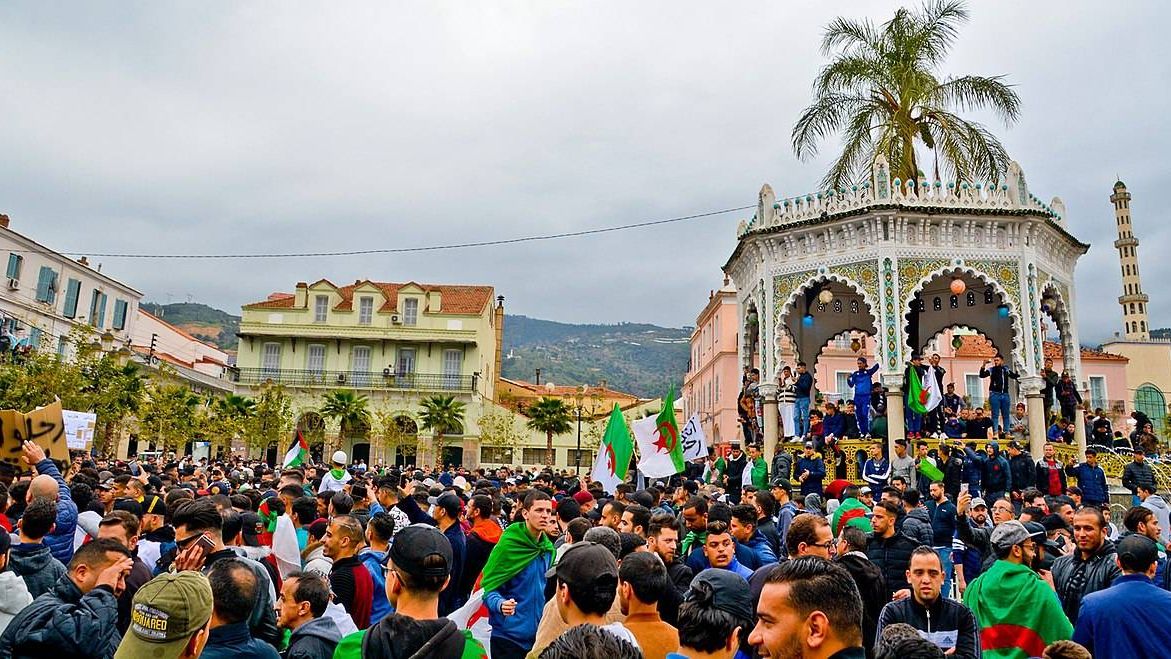 Протесты в Алжире