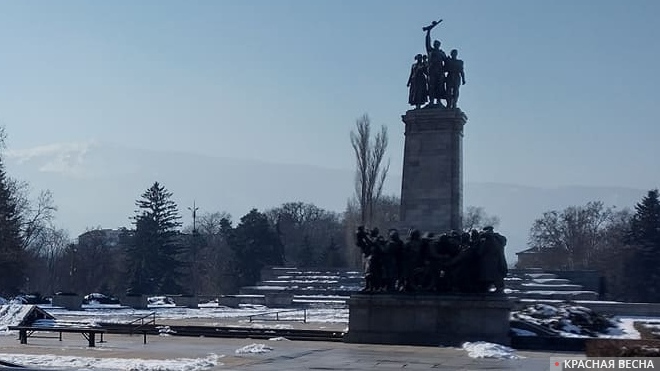 Памятник Советской Армии в Софии, Болгария