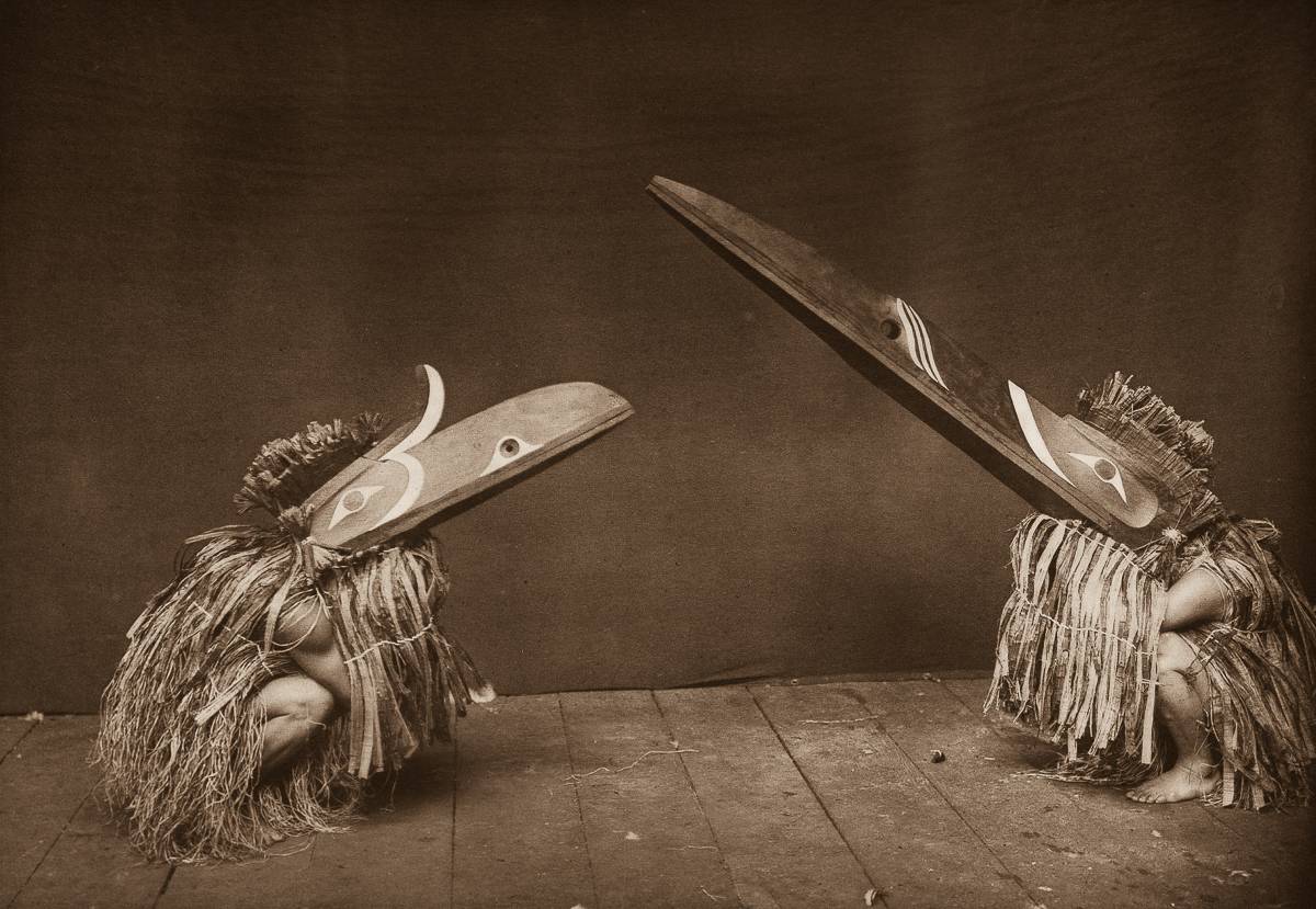 Ритуальный танец индейцев племени накоакток. Фотограф: Эдвард Кертис. 1914