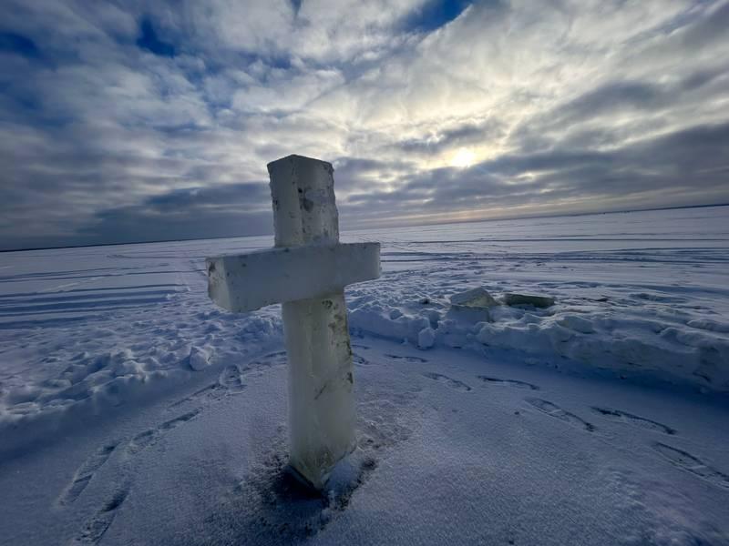 Ледяной крест