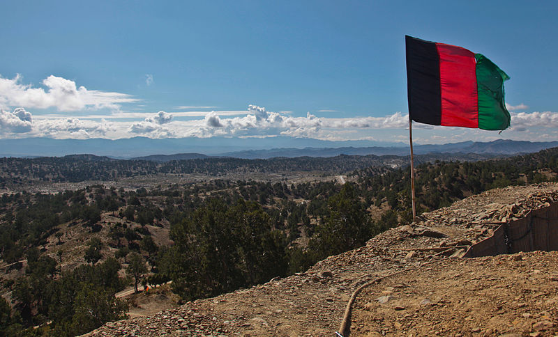 Флаг Афганистана. Автор: Spc. George Hunt, лицензия: Public Domain
