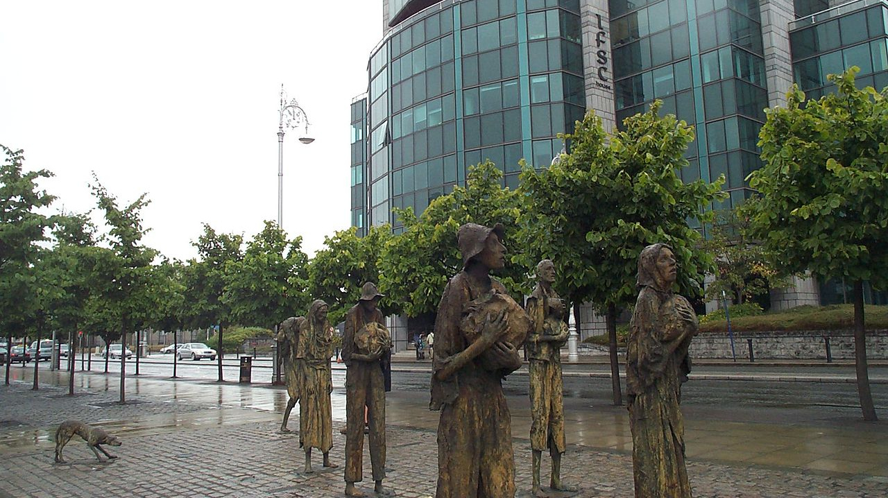 Памятник жертвам Великого голода 1845—1849. Дублин.