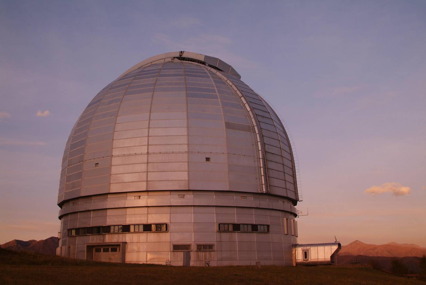 Большой азимутальный телескоп