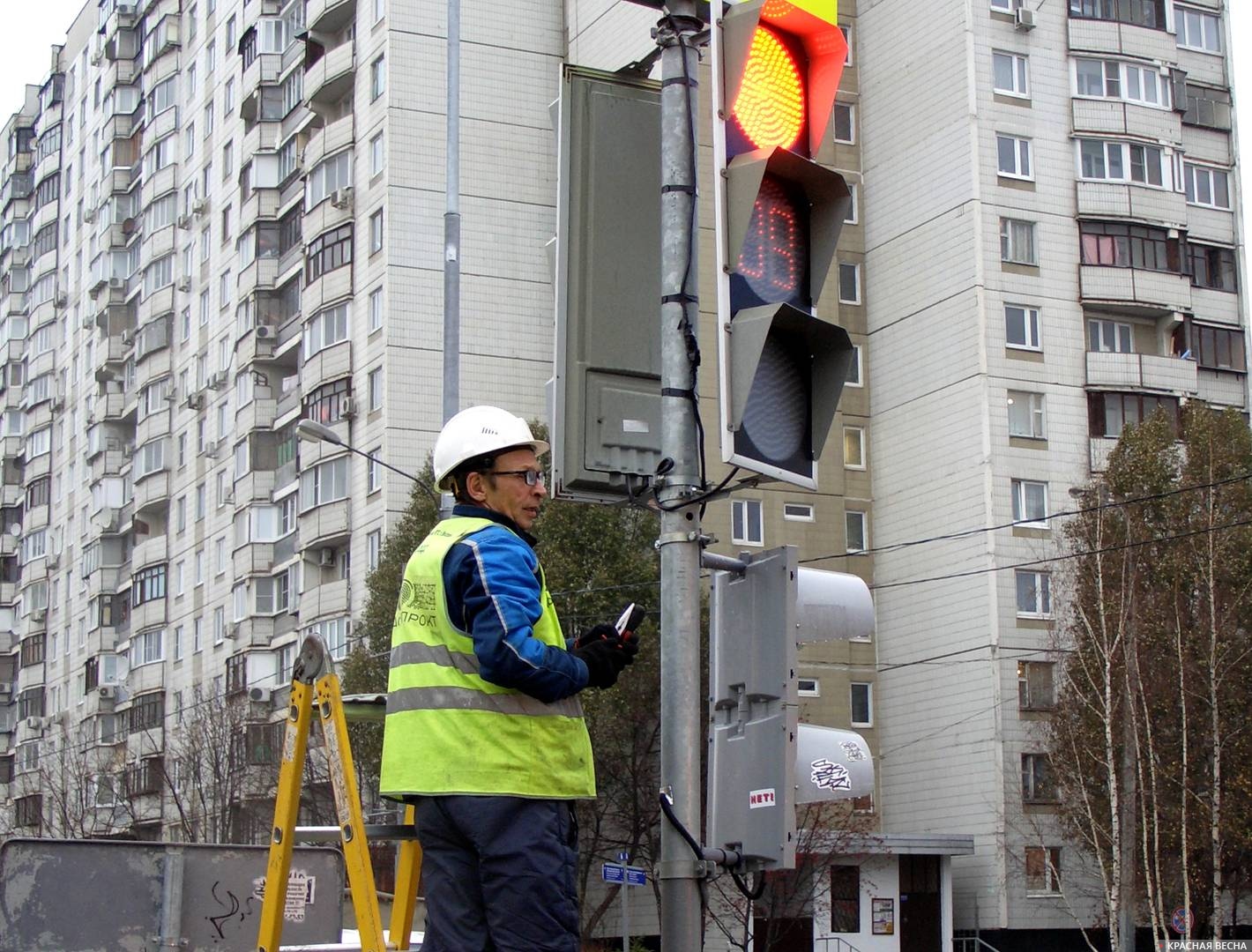 Новости обновленные томск. Отключение электричества на Украине. В Киеве отключили электричество. Светофор. Картинки для монтажа.