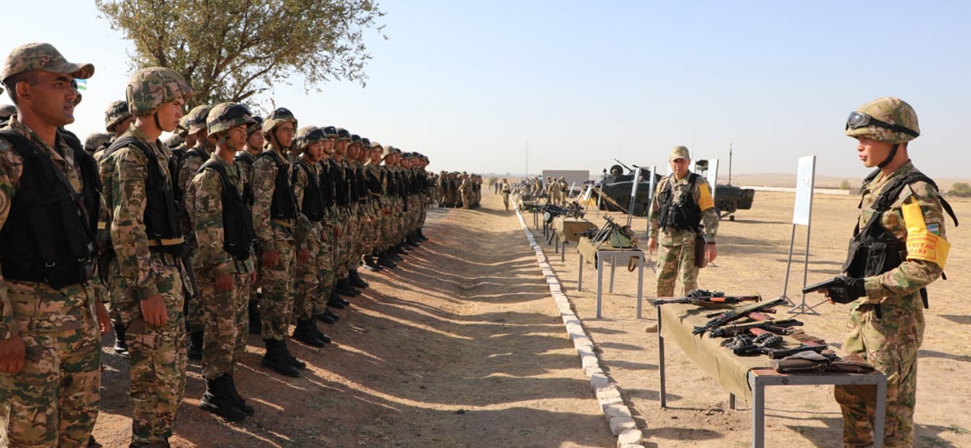 Выставка военной техники и вооружения для курсантов в Узбекистане