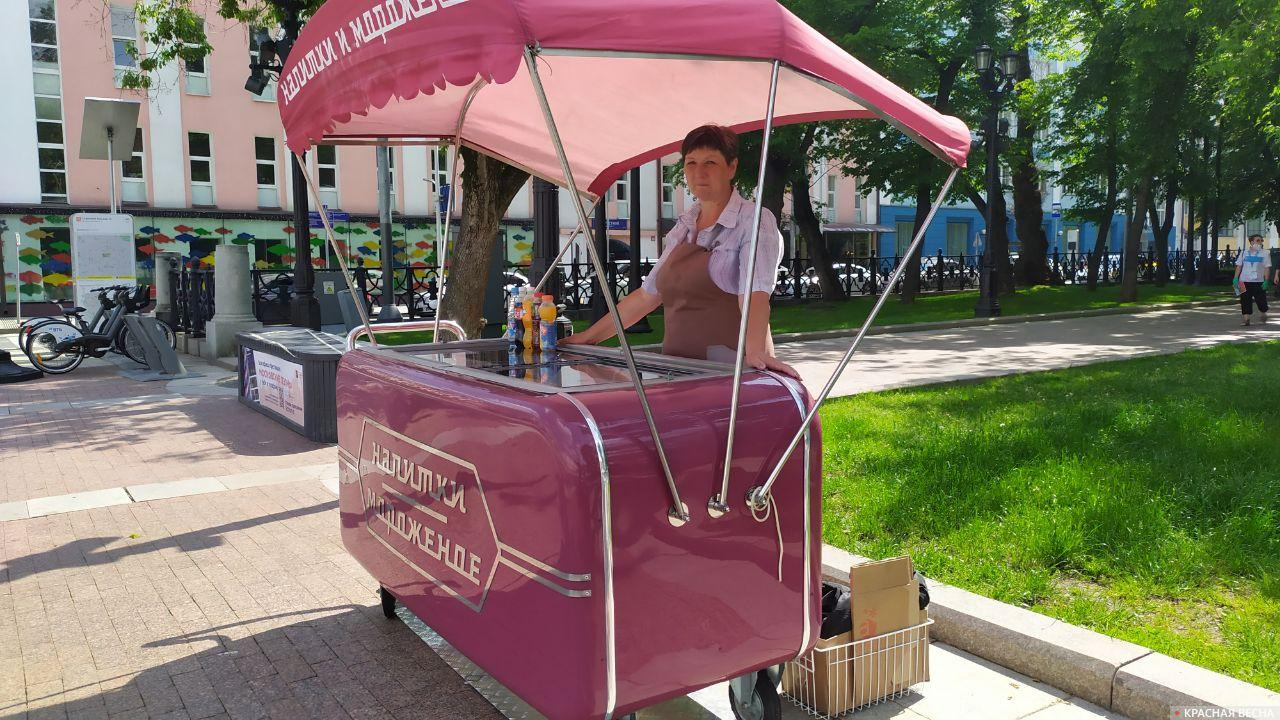 Киоск с мороженым на бульварном кольце