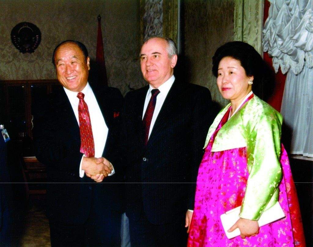 Горбачев и Мун. Москва, 1990 г.