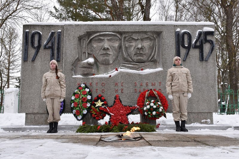 Мемориал погибшим при освобождения Новоржева от фашистов в 1944 году