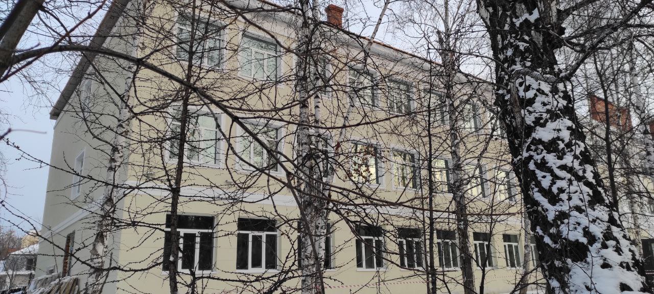 Здание лицея №8 в Томске