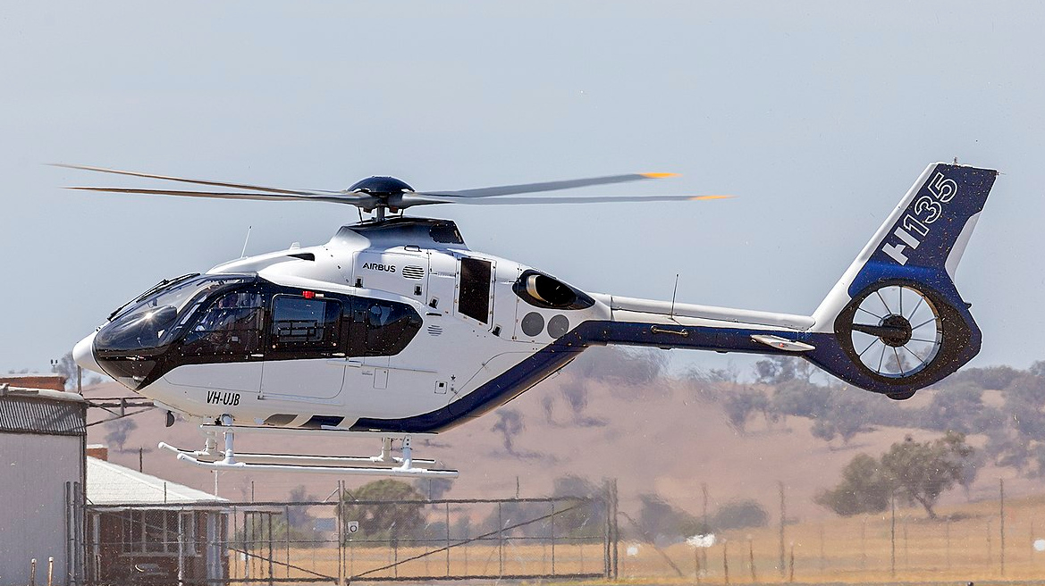 Вертолет H135