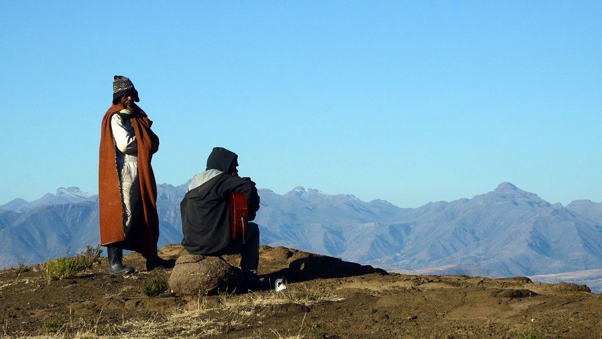 Лесото, небольшая и мирная страна в горах Южной Африки