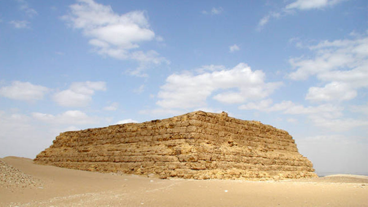Мастаба — усечённая пирамида