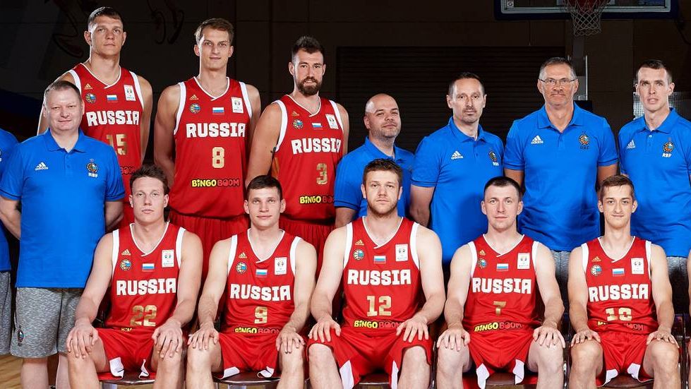 Часть сборной России по баскетболу