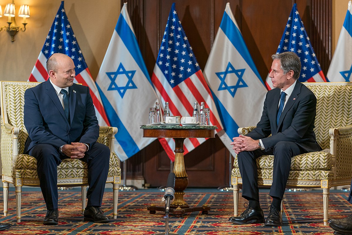 Госсекретарь США Энтони Блинкен и премьер-министр Израиля Нафтали Беннет