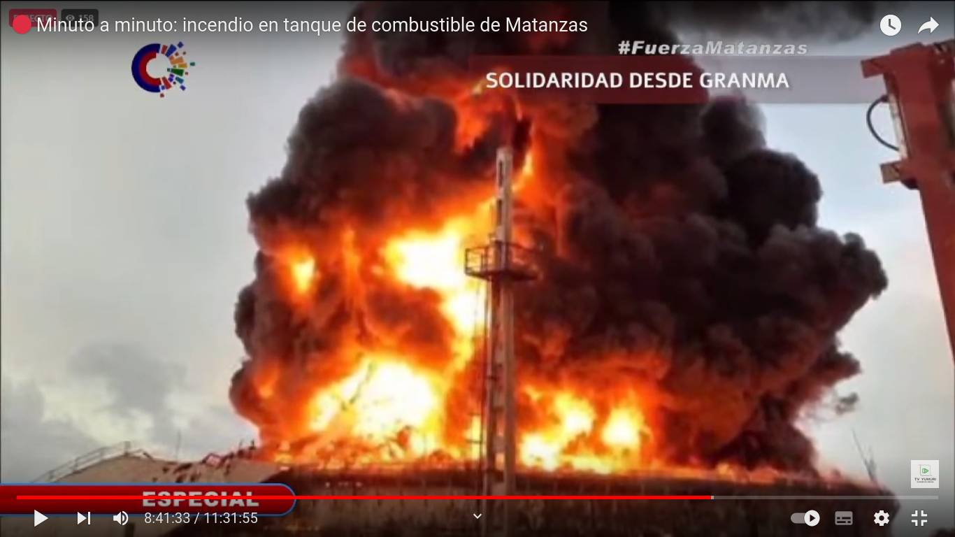 Пожар резервуара нефти на топливохранилище ТЕС в кубинской провинции Матансас