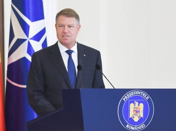 Президент Румынии снимает кандидатуру на пост главы НАТО